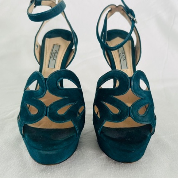 Vintage Prada suede cutout platform sandal - Picture 2 of 11